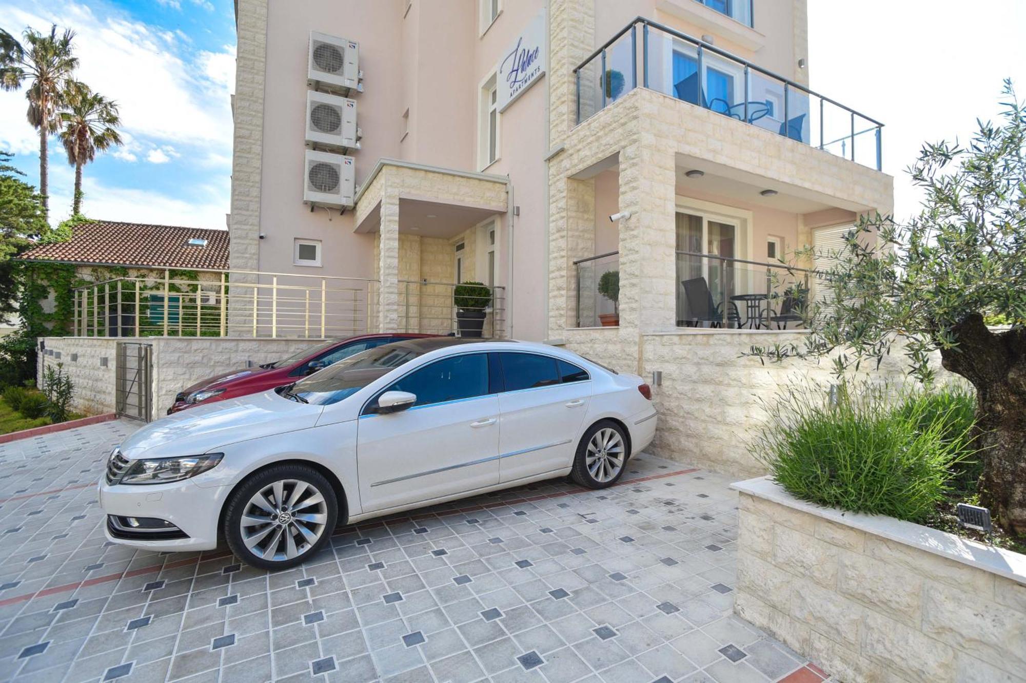 Apartment L Palace Budva Exterior foto
